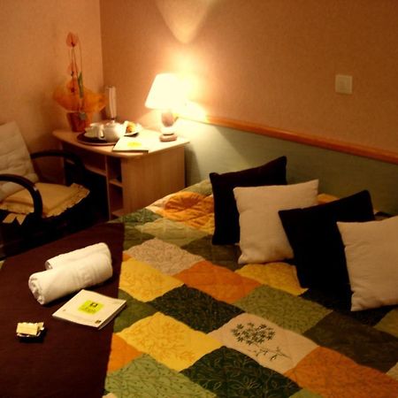 La Grande Fontaine Hotel Jugon-les-Lacs Kamer foto